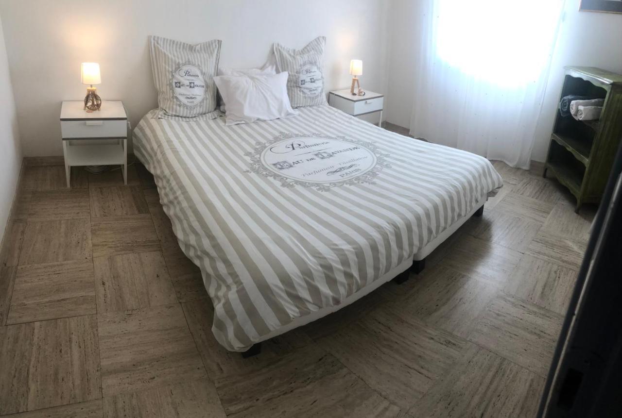 Spacieuse Chambre Du Rucher Naturaile Монтаньяк Экстерьер фото